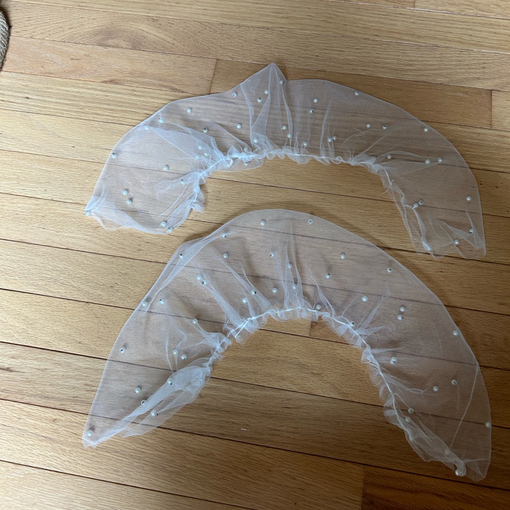 Bridal sleeves